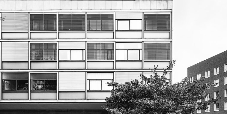Le Corbusier Vs Edernawi Efendi: Confronting Modern to Islamic Architecture Confronting Modern to Islamic Architecture